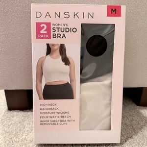 NWT Danskin women’s 2-pk Studio bra